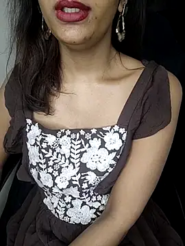 Leeeezzzz roy online show from February 15, 8:01 pm