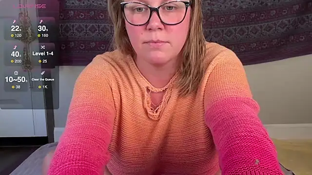 GlitterKitty108 online show from October 4, 1:31 pm