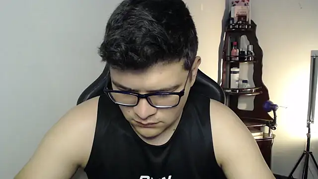 Plug Control online show from February 21, 5:14 pm