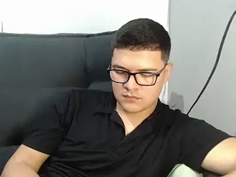 Plug Control online show from June 14, 2:46 am