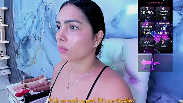 Snapshot of evelinn_belen chatting on July 2, 12:44 pm evelinn belen online show from July 2, 12:44 pm