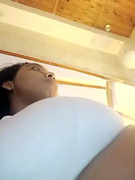 Snapshot of lia_mariana chatting on January 10, 4:14 am lia mariana online show from January 10, 4:14 am