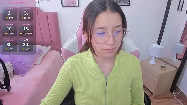 Amy joones online show from November 25, 12:49 pm