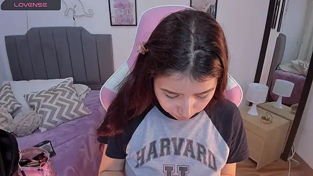 Amy joones online show from March 10, 11:26 am