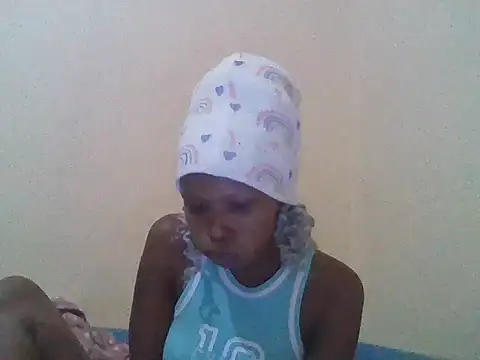 CharlotteDee online show from November 2, 6:05 am