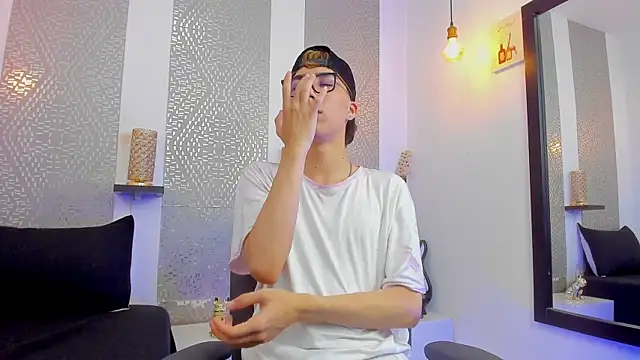 Snapshot of Nikolay_Gregori chatting on January 14, 7:27 am Nikolay Gregori online show from January 14, 7:27 am