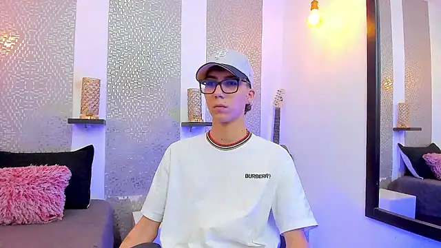 Snapshot of Nikolay_Gregori chatting on January 20, 3:59 am Nikolay Gregori online show from January 20, 3:59 am