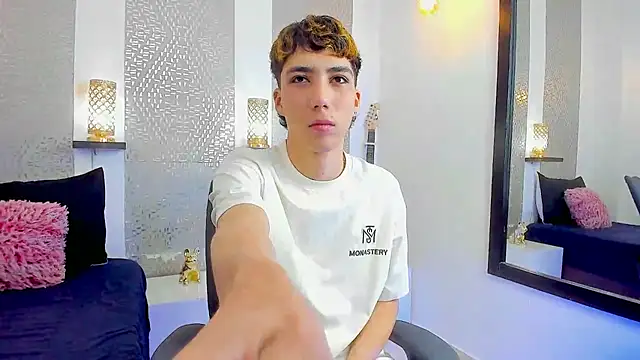 Snapshot of Nikolay_Gregori chatting on January 24, 4:27 am Nikolay Gregori online show from January 24, 4:27 am