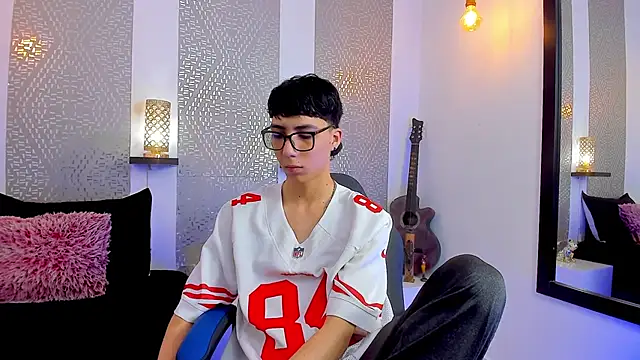 Snapshot of Nikolay_Gregori chatting on January 28, 4:08 am Nikolay Gregori online show from January 28, 4:08 am