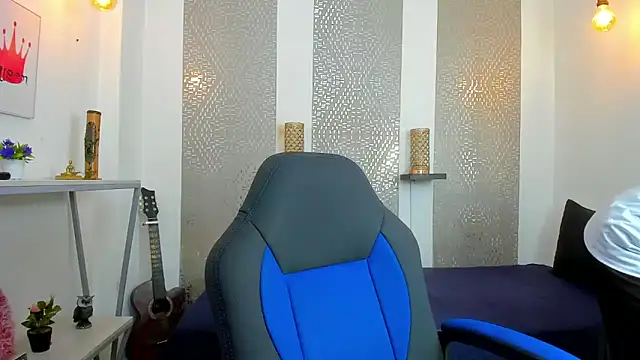 Snapshot of Nikolay_Gregori chatting on February 23, 4:07 am Nikolay Gregori online show from February 23, 4:07 am