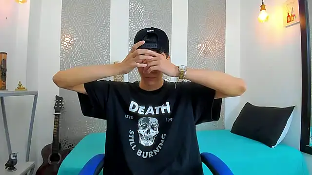 Snapshot of Nikolay_Gregori chatting on March 5, 4:56 am Nikolay Gregori online show from March 5, 4:56 am