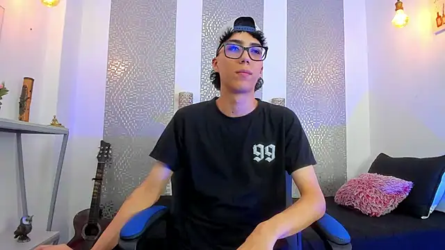 Snapshot of Nikolay_Gregori chatting on March 16, 11:38 am Nikolay Gregori online show from March 16, 11:38 am