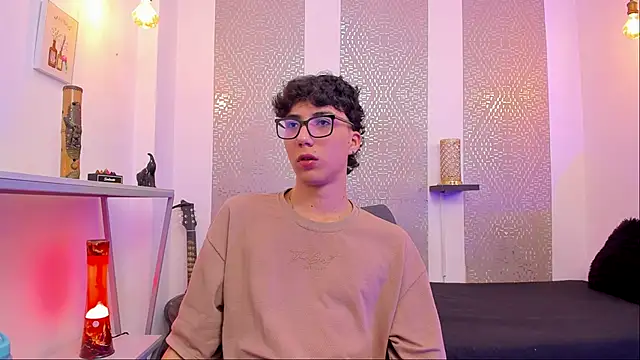 Snapshot of Nikolay_Gregori chatting on September 18, 4:25 am Nikolay Gregori online show from September 18, 4:25 am