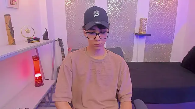 Snapshot of Nikolay_Gregori chatting on September 28, 4:40 am Nikolay Gregori online show from September 28, 4:40 am