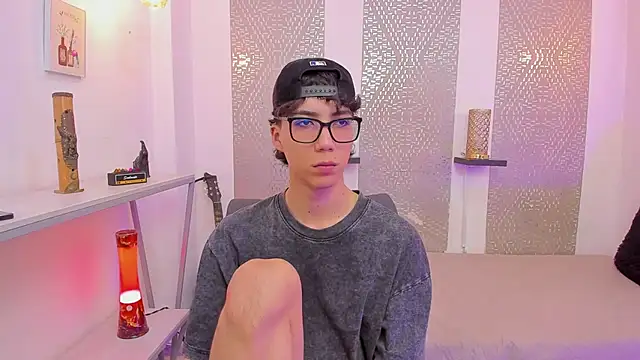 Snapshot of Nikolay_Gregori chatting on September 29, 4:39 am Nikolay Gregori online show from September 29, 4:39 am