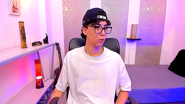 Snapshot of Nikolay_Gregori chatting on October 11, 4:22 am Nikolay Gregori online show from October 11, 4:22 am