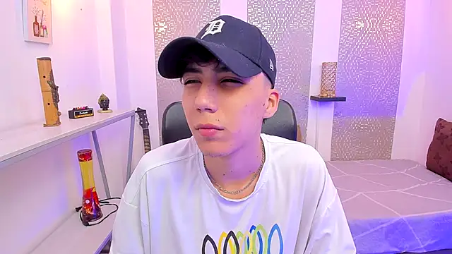 Snapshot of Nikolay_Gregori chatting on October 27, 4:16 am Nikolay Gregori online show from October 27, 4:16 am