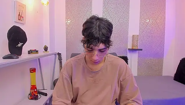 Snapshot of Nikolay_Gregori chatting on October 30, 4:03 am Nikolay Gregori online show from October 30, 4:03 am