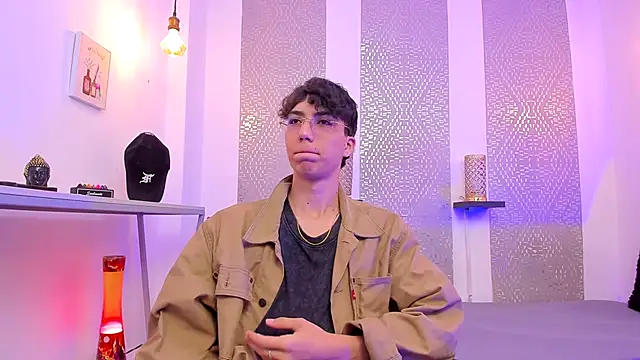 Snapshot of Nikolay_Gregori chatting on December 2, 4:18 am Nikolay Gregori online show from December 2, 4:18 am