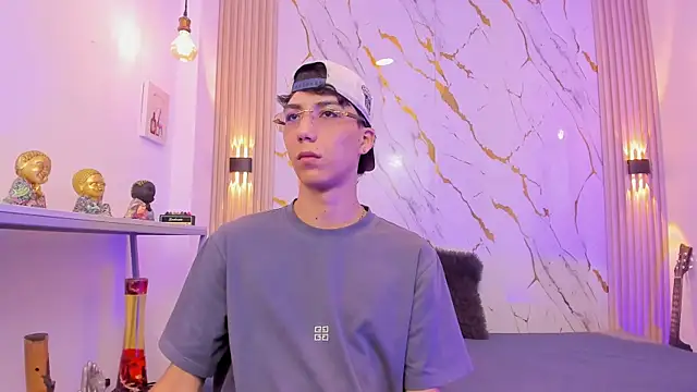 Nikolay Gregori online show from April 5, 4:20 am