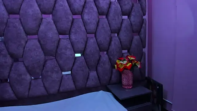 AlaSmith online show from November 20, 1:28 am