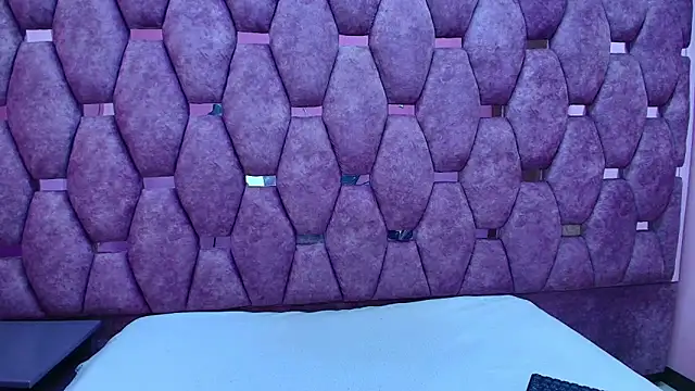 AlaSmith online show from February 18, 2:18 am