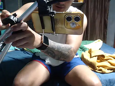 Snapshot of xxxxhotxoxo chatting on November 8, 7:56 pm xxxxhotxoxo online show from November 8, 7:56 pm