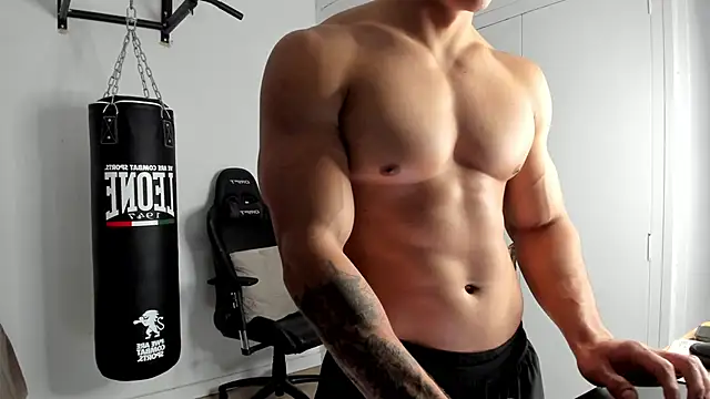 Snapshot of dan01_ chatting on March 23, 6:34 pm dan01 online show from March 23, 6:34 pm