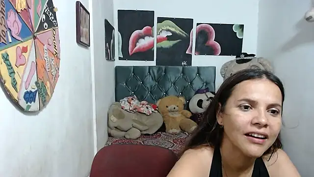 manzanahot9 online show from March 22, 1:43 am