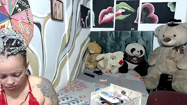 manzanahot9 online show from October 23, 8:40 pm