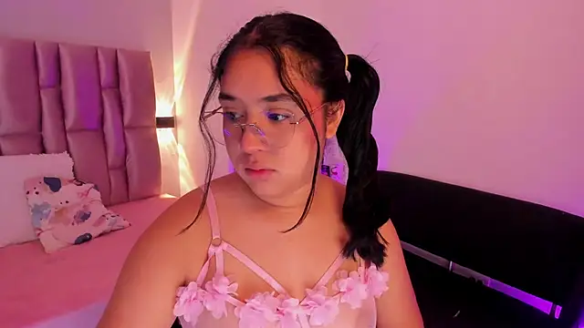 NikyBrookss online show from March 14, 11:04 am