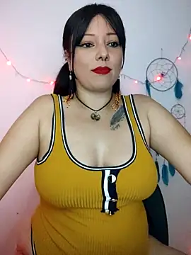 Snapshot of kristal_ktl chatting on May 23, 1:22 am kristal ktl online show from May 23, 1:22 am