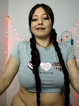 Snapshot of kristal_ktl chatting on June 1, 1:18 am kristal ktl online show from June 1, 1:18 am