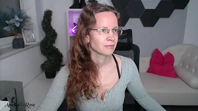 AnnikaRose online show from March 21, 8:08 pm