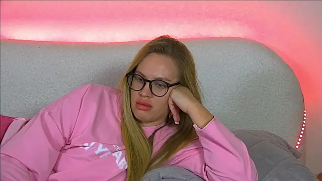 MariaNeumann online show from January 25, 9:35 pm