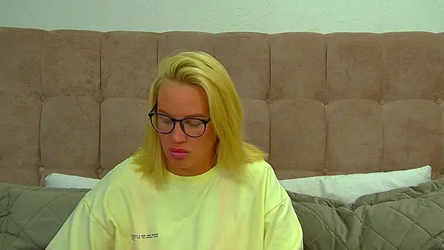 MariaNeumann online show from February 10, 6:34 pm