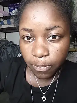 Snapshot of sweet_vine chatting on June 22, 2:57 am sweet vine online show from June 22, 2:57 am