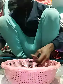 Snapshot of sexyshivamhot chatting on December 23, 5:00 pm sexyshivamhot online show from December 23, 5:00 pm