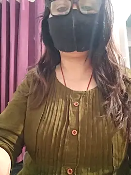 Aishwaryaa 69 online show from April 2, 3:04 am