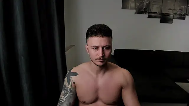Richarddarell1 online show from July 27, 4:52 am