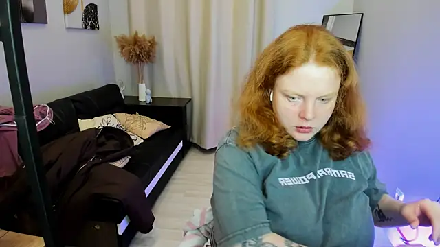 Cassie xKiss online show from March 27, 8:52 pm