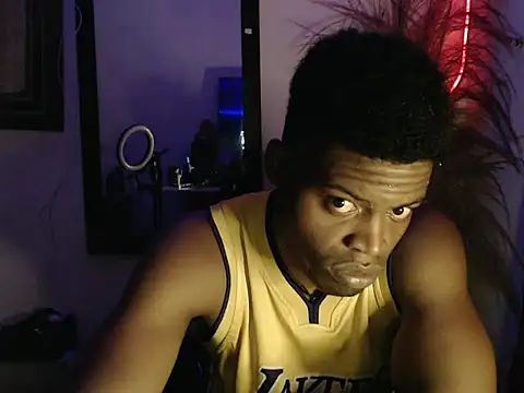 Snapshot of elnigga21 chatting on April 11, 11:58 am elnigga21 online show from April 11, 11:58 am