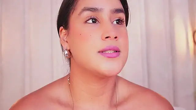 bonniekim  online show from September 13, 10:09 pm