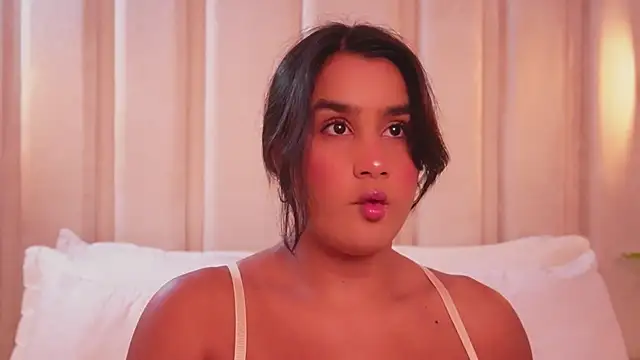 bonniekim  online show from October 20, 9:37 pm