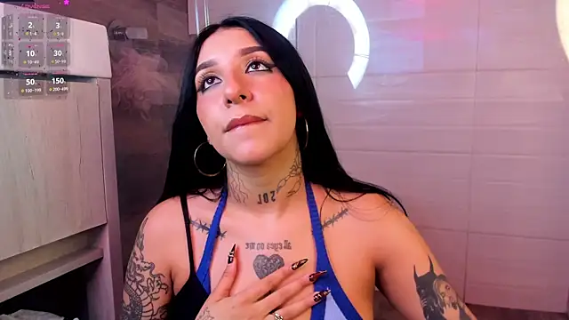 Leiaa  online show from February 13, 3:35 am