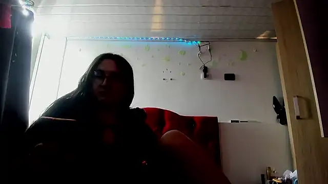 Sweet-Suck69 online show from March 14, 8:17 pm