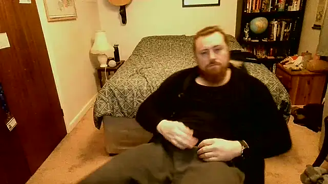 Snapshot of Hairy_Guy30 chatting on February 16, 9:59 pm Hairy Guy30 online show from February 16, 9:59 pm