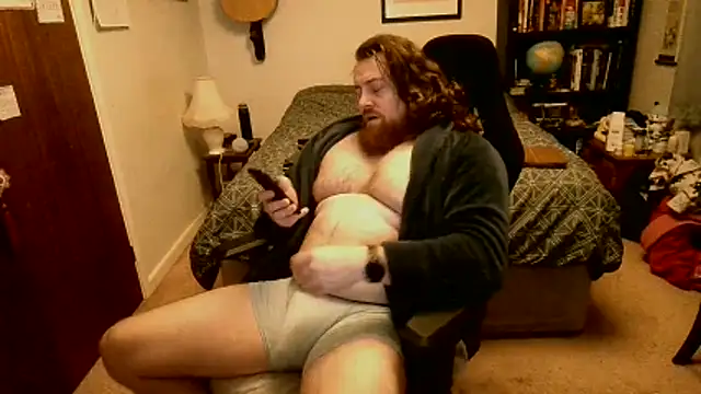 Hairy Guy30 online show from December 19, 5:53 pm