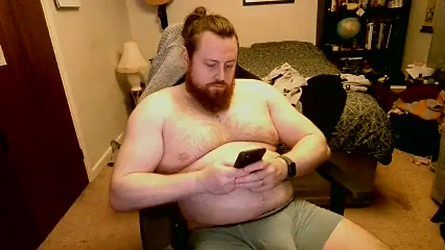 Hairy Guy30 online show from March 20, 10:14 pm