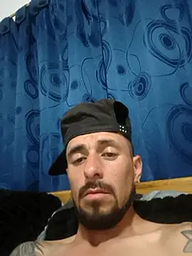 Snapshot of fire_menxxx001 chatting on May 30, 5:15 am fire menxxx001 online show from May 30, 5:15 am